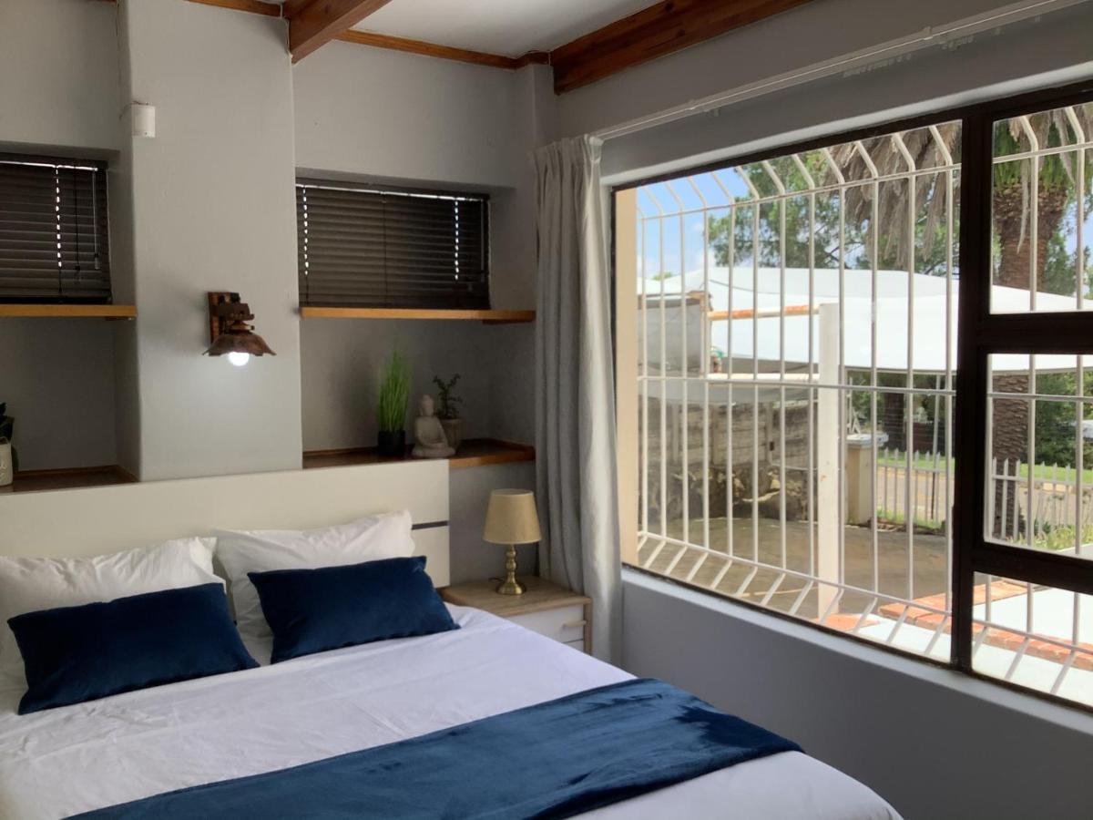 Impala Suite -Entire Unit- 2 Bedroom With 1 Ensuite Bathroom 莱迪史密斯 外观 照片