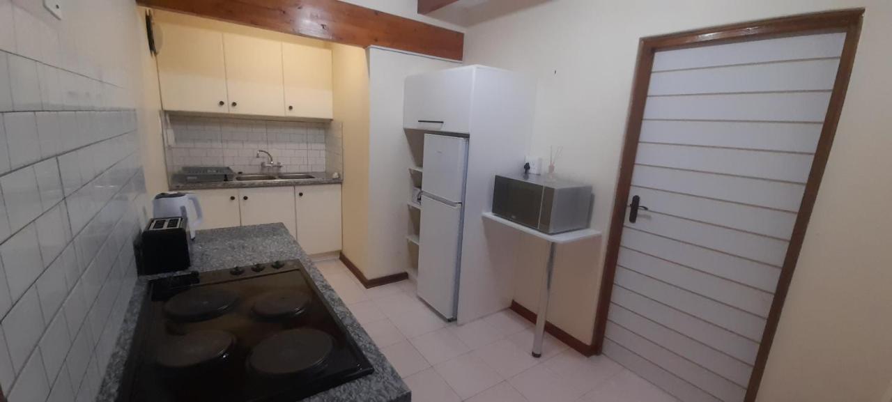 Impala Suite -Entire Unit- 2 Bedroom With 1 Ensuite Bathroom 莱迪史密斯 外观 照片